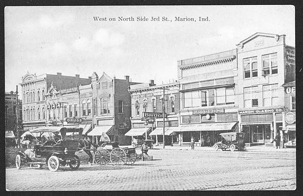 The North side of the square in 1912. Freel and Mason is the drug store to the left.