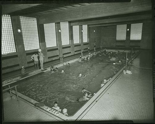 Swimming classes at the Y, June 21, 1958